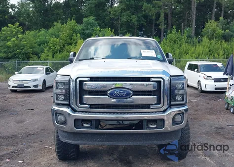 2011 Ford F250 Super Duty z USA, uszkodzony, nr VIN 1FT7W2BT7BEB71835